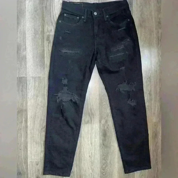 Levi's Distressed black Jean‼️NWOT‼️ - Picture 1 of 4